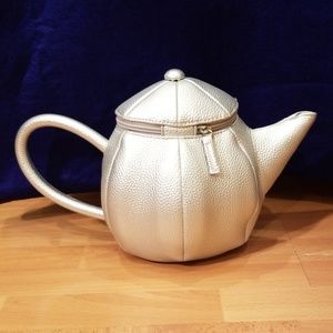 Metallic Silver Teapot Clutch